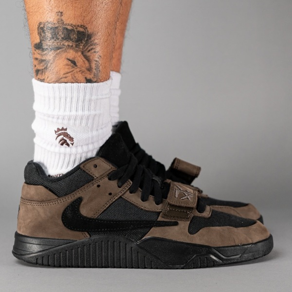 【JORDAN X TRAVIS SCOTT】JUMPMAN JACK TR SAIL AND DARK MOCHA Air Jordan x Travis Scott Jumpman Jack TR 'Sail and Dark